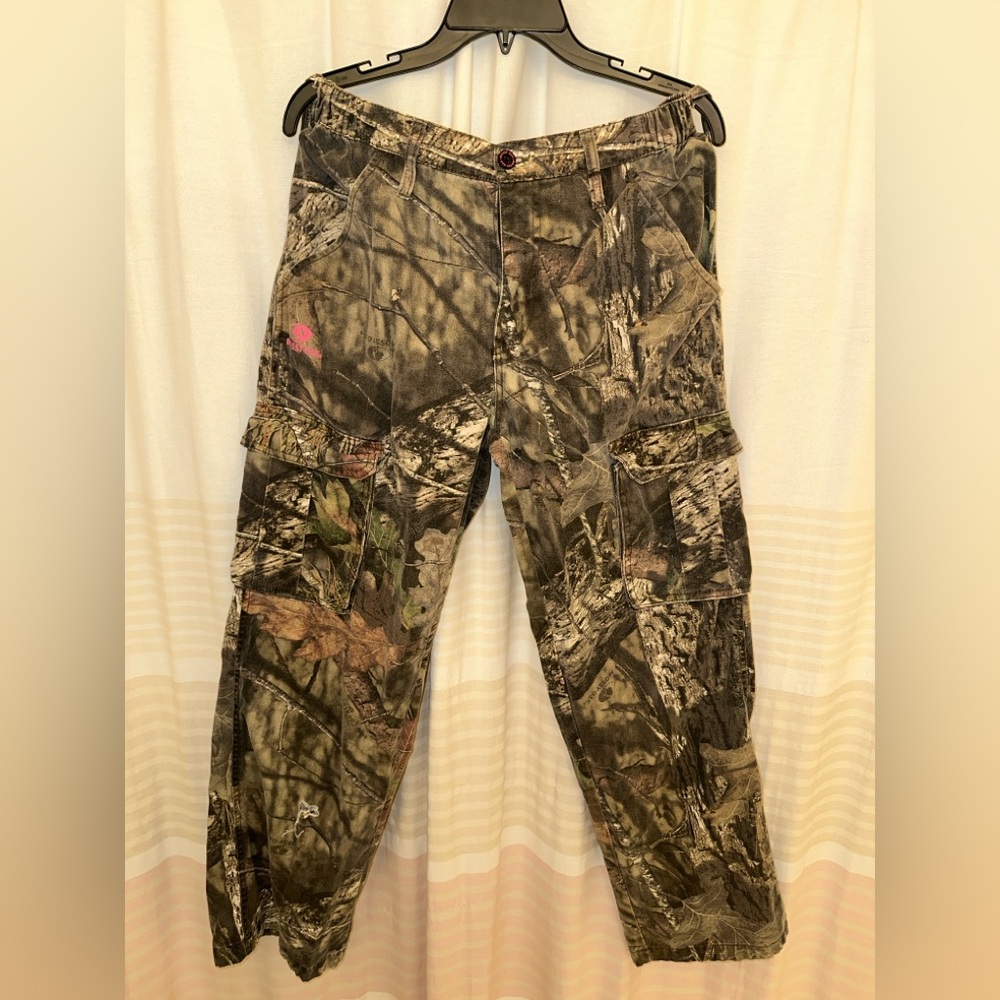 Mossy Oak camo pants size L